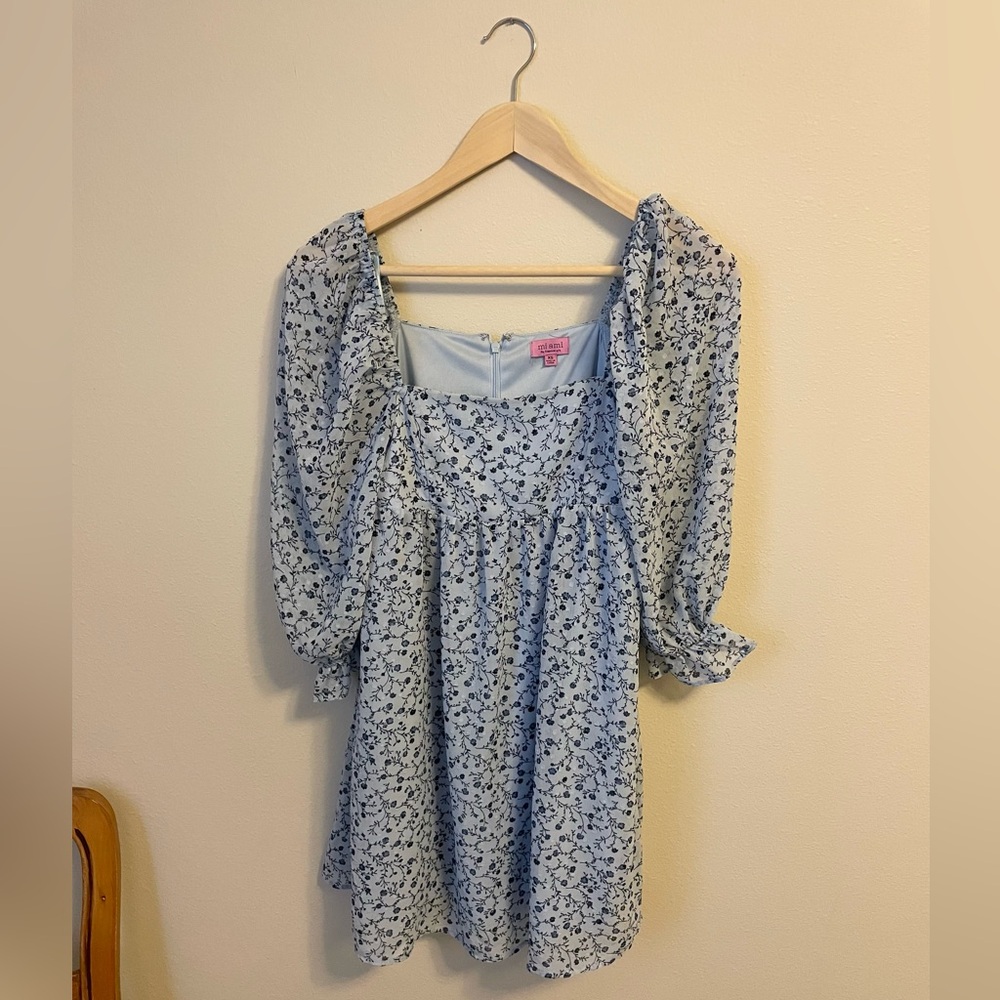 MI AMI BY FRANCESCA’s Light Blue Floral Mini Dress Size XS